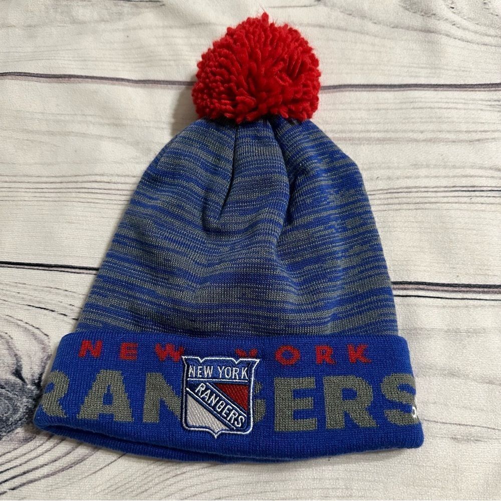 NWT! New York Rangers‎ NHL  Adidas Beanie Knit, One Size, Pom Pom Red & Blue - Picture 6 of 6